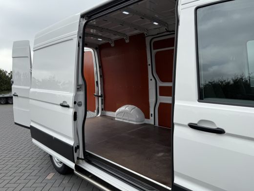 Volkswagen Crafter 35 2.0 TDI HIGHLINE+ / L3H3 / 2x SCHUIFDEUR / 1e EIG. / AIRCO / CRUISE / NAVI / CAMERA / DAB ActivLease financial lease