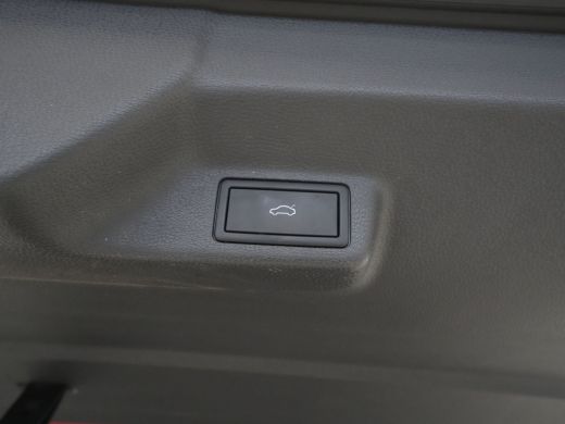 Volkswagen ID. Buzz Pro 77kWh Navigatie 360 Camera iQ Light El. Schuifdeuren ActivLease financial lease