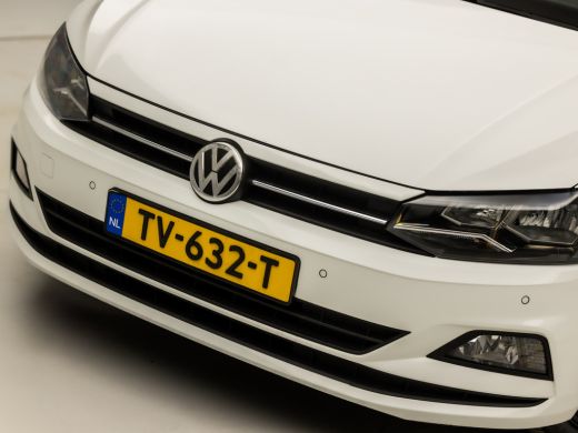 Volkswagen Polo 1.0 Sportline (PARKEERSENSOREN, LM VELGEN, GETINT GLAS, CRUISE, SPORTSTOELEN, ELEK PAKKET, LED AC... ActivLease financial lease