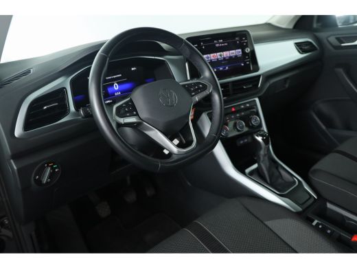 Volkswagen T-Roc 1.0 TSI Life | Adaptive Cruise | Virtual Cockpit | LED | Parkeersensoren | Navi By App | Apple Ca... ActivLease financial lease