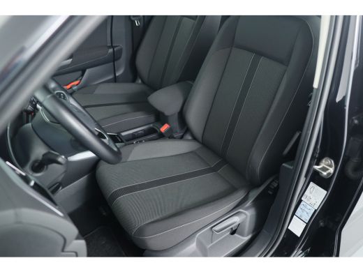Volkswagen T-Roc 1.0 TSI Life | Adaptive Cruise | Virtual Cockpit | LED | Parkeersensoren | Navi By App | Apple Ca... ActivLease financial lease