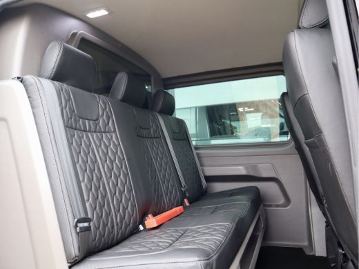 Volkswagen Transporter 2.0 TDI 150PK DSG LUXE DUBBELE CABINE ActivLease financial lease