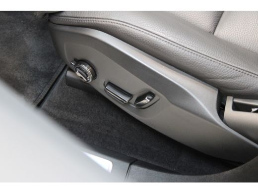 Volvo  XC90 Volvo T8 Recharge AWD Ultimate Dark 455PK | Panoramadak | Luchtvering | Trekhaak | Getint Glas | ... ActivLease financial lease