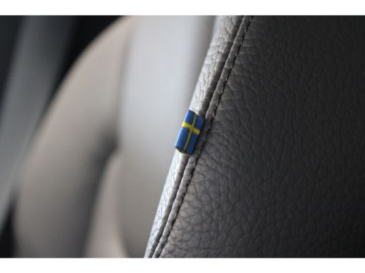 Volvo  XC90 Volvo T8 Recharge AWD Ultimate Dark 455PK | Panoramadak | Luchtvering | Trekhaak | Getint Glas | ... ActivLease financial lease