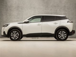 Peugeot 2008 1.2 PureTech Sport (APPLE CARPLAY, GROOT NAVI, LED KOPLAMPEN, GETINT GLAS, SPORTSTOELEN, CRUISE, ...