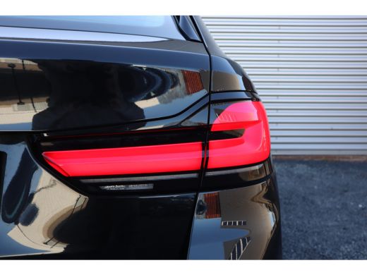 BMW 5 Serie Touring 530e High Executive Pano / Stoelventilatie / Individual / Leder dashboard / Zeer compleet / ActivLease financial lease