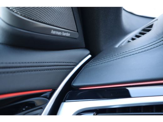 BMW 5 Serie Touring 530e High Executive Pano / Stoelventilatie / Individual / Leder dashboard / Zeer compleet / ActivLease financial lease