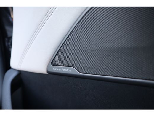 BMW 5 Serie Touring 530e High Executive Pano / Stoelventilatie / Individual / Leder dashboard / Zeer compleet / ActivLease financial lease