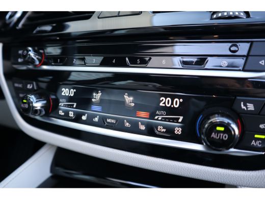 BMW 5 Serie Touring 530e High Executive Pano / Stoelventilatie / Individual / Leder dashboard / Zeer compleet / ActivLease financial lease