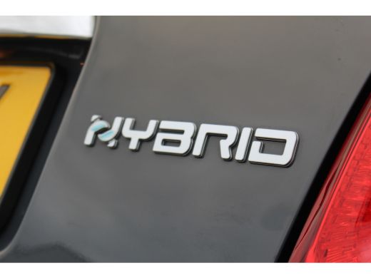 Fiat 500 Fiat 1.0 Hybrid Cult | Cruise C. | Navi | Park Assist | Bluetooth | 15" LMV | | Cruise C. | Navi ... ActivLease financial lease