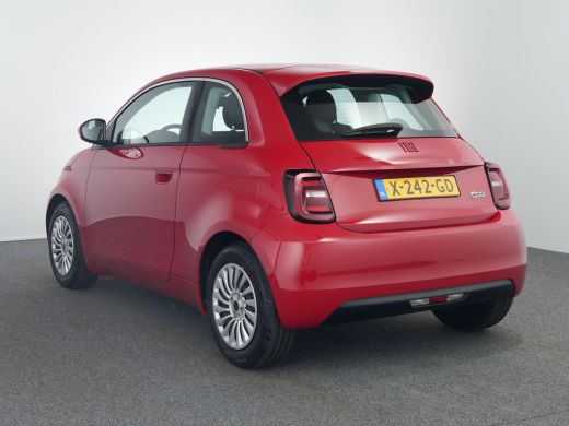 Fiat 500 RED 24 kWh | Airco (automatisch) | Chroom delen exterieur | Chroom delen exterieur ActivLease financial lease