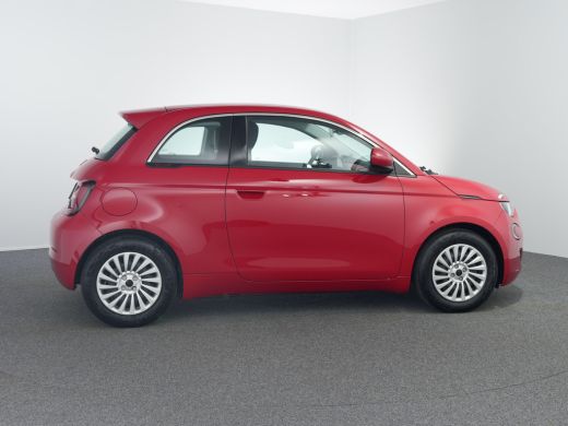 Fiat 500 RED 24 kWh | Airco (automatisch) | Chroom delen exterieur | Chroom delen exterieur ActivLease financial lease