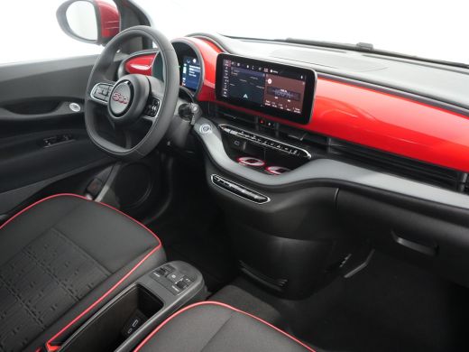 Fiat 500 RED 24 kWh | Airco (automatisch) | Chroom delen exterieur | Chroom delen exterieur ActivLease financial lease