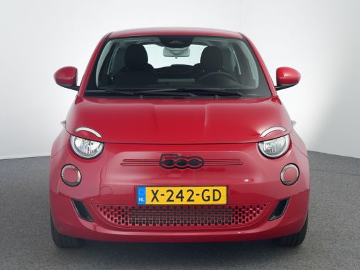 Fiat 500 RED 24 kWh | Airco (automatisch) | Chroom delen exterieur | Chroom delen exterieur ActivLease financial lease