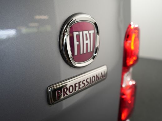 Fiat E-Scudo L3H1 SX 75kWh 3-zits | Achteruitrijcamera | Airco | Apple Carplay/Android Auto ActivLease financial lease