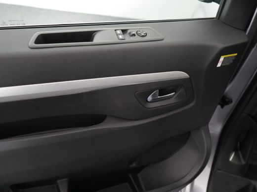 Fiat E-Scudo L3H1 SX 75kWh 3-zits | Achteruitrijcamera | Airco | Apple Carplay/Android Auto ActivLease financial lease
