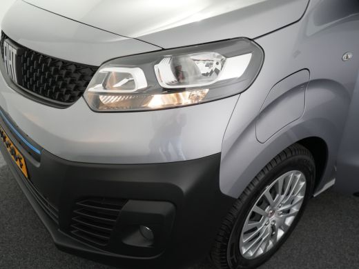 Fiat E-Scudo L3H1 SX 75kWh 3-zits | Achteruitrijcamera | Airco | Apple Carplay/Android Auto ActivLease financial lease