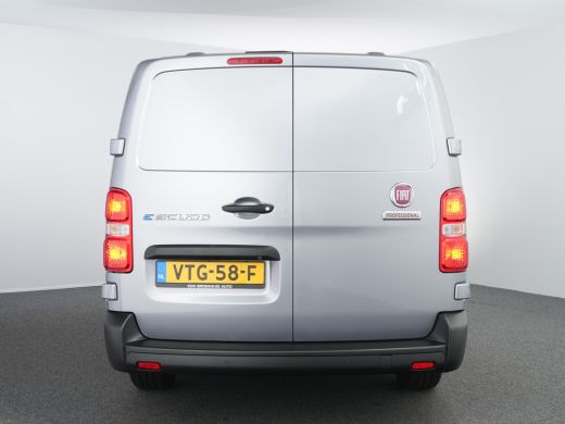 Fiat E-Scudo L3H1 SX 75kWh 3-zits | Achteruitrijcamera | Airco | Apple Carplay/Android Auto ActivLease financial lease