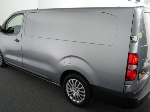 Fiat E-Scudo L3H1 SX 75kWh 3-zits | Achteruitrijcamera | Airco | Apple Carplay/Android Auto ActivLease financial lease
