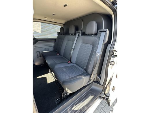 Ford Transit Custom 300 2.0 TDCI L2H1 Trend DC Dubbele cabine BPM vrij ActivLease financial lease