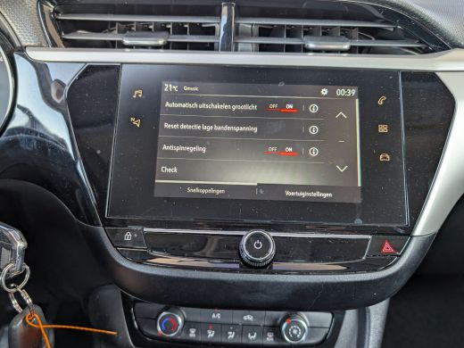 Opel Corsa Opel 1.2 Edition Automaat 100pk! | Cruise Control | Carplay | Airco | Elek Ramen ActivLease financial lease