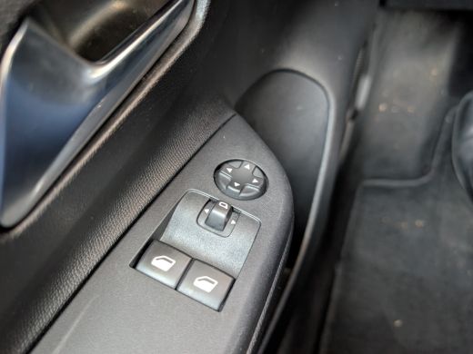 Opel Corsa Opel 1.2 Edition Automaat 100pk! | Cruise Control | Carplay | Airco | Elek Ramen ActivLease financial lease