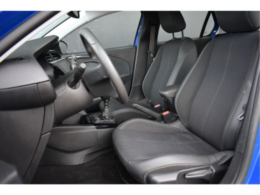 Opel Corsa Opel 1.2 TURBO 100PK 5-DRS ELEGANCE / NAVI / LED / AIRCO / 16"LMV / BLUETOOTH / CRUISECONTROL / 1... ActivLease financial lease