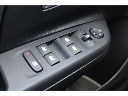 Opel Corsa Electric GS 50 kWh | 11 kW lader | Apple Carplay/Android Auto|telefoonintegratie premium | Centrale deurve... ActivLease financial lease