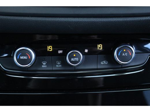 Opel Grandland Opel 1.6 Turbo Hybrid Level 4 | AGR | Adap Cruise C. | Navi | LED | Camera | 18" LMV | PDC V&A | ... ActivLease financial lease