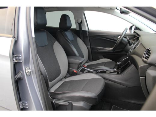 Opel Grandland X 1.2 Turbo Innovation | AGR | Camera | Carplay | DAB | Cruise | Dodehoeksensor | PDC V+A | Elek. A... ActivLease financial lease