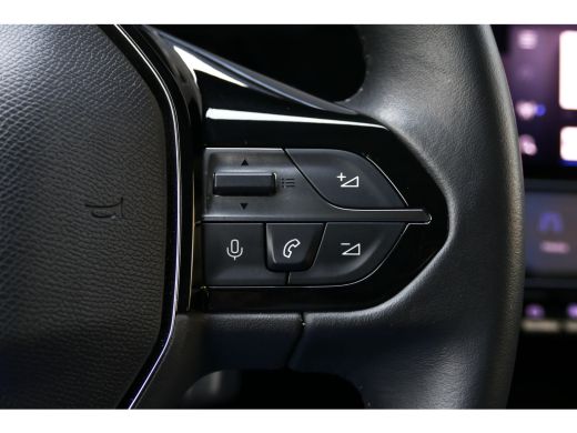 Peugeot 308 1.2 PURETECH 130PK ALLURE PACK AUTOMAAT / NAVI / CLIMA / PDC / 17"LMV / CAMERA / KEYLESS / FULL-L... ActivLease financial lease