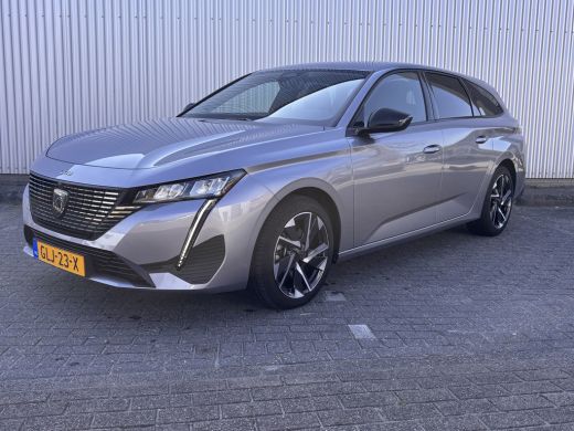 Peugeot 308 SW 1.2 Hybrid 136 e-DCS6 Allure | Achteropkomend verkeer waarschuwing | Achteruitrij assistent | ... Peugeot 308 SW 1.2 Hybrid 136 e-DCS6 Allure | Achteropkomend verkeer waarschuwing | Achteruitrij assistent | ...