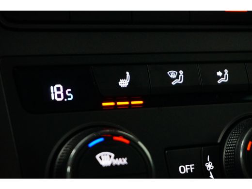 Seat Ateca 1.5 TSI 150PK DSG-7 Beats | TREKHAAK | ALCANTARA | NAVIGATIE | CAMERA ActivLease financial lease