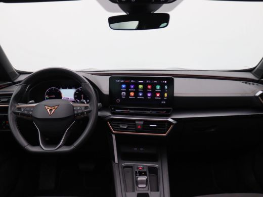 Seat Formentor 1.4 e-Hybrid Adrenaline 204PK DSG panoramadak, full led, adaptive cruise, achteruitrijcamera, key... ActivLease financial lease