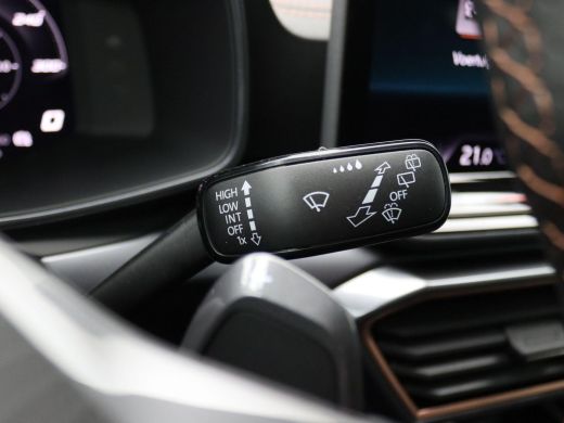 Seat Formentor 1.5 TSI e-Hybrid VZ Performance 272PK DSG matrix led, adaptive cruise, side assist, Sennheiser au... ActivLease financial lease
