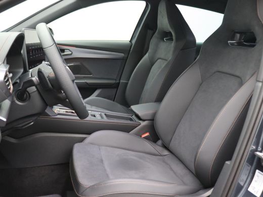 Seat Formentor 1.5 TSI e-Hybrid VZ Performance 272PK DSG matrix led, adaptive cruise, side assist, Sennheiser au... ActivLease financial lease