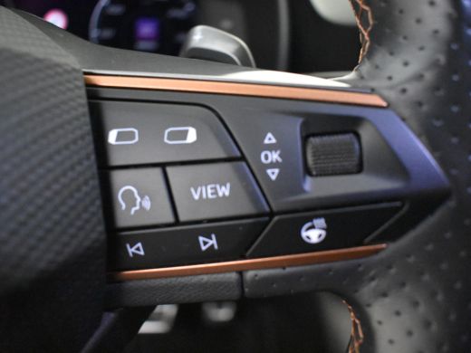 Seat Leon Sportstourer 1.4 e-Hybrid VZ Business 245pk | Adaptief cruise control | Park assist | Dodehoekdetectie | Camer... ActivLease financial lease
