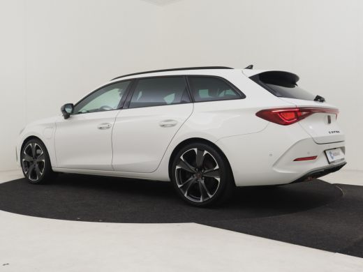 Seat Leon Sportstourer 1.4 e-Hybrid VZ Business 245pk | Adaptief cruise control | Park assist | Dodehoekdetectie | Camer... ActivLease financial lease