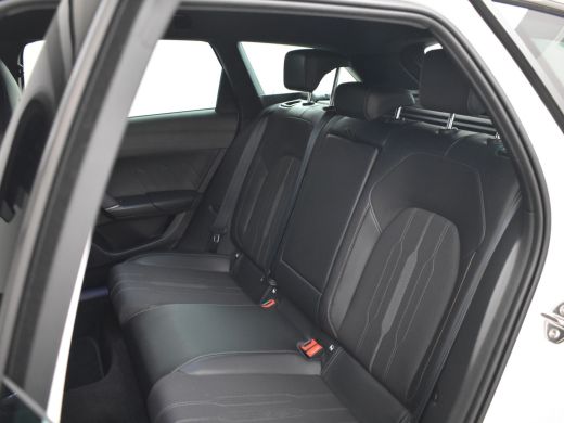 Seat Leon Sportstourer 1.4 e-Hybrid VZ Business 245pk | Adaptief cruise control | Park assist | Dodehoekdetectie | Camer... ActivLease financial lease