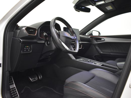 Seat Leon Sportstourer 1.4 e-Hybrid VZ Business 245pk | Adaptief cruise control | Park assist | Dodehoekdetectie | Camer... ActivLease financial lease
