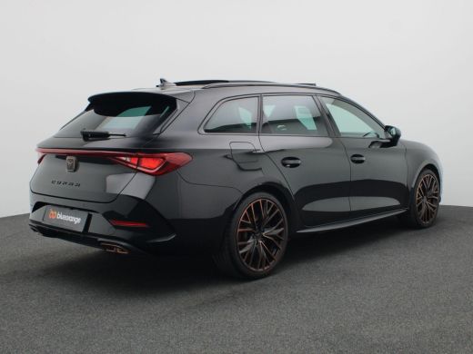 Seat Leon Sportstourer 1.4 e-Hybrid VZ Performance 245PK DSG side skirts, panoramadak, elektrische achterkelp, full led,... ActivLease financial lease