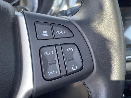 Suzuki Vitara 1.5 Hybrid Style AllGrip Automaat | AllGrip | Navigatiesysteem | Parkeersensoren vóór- en achter ... ActivLease financial lease