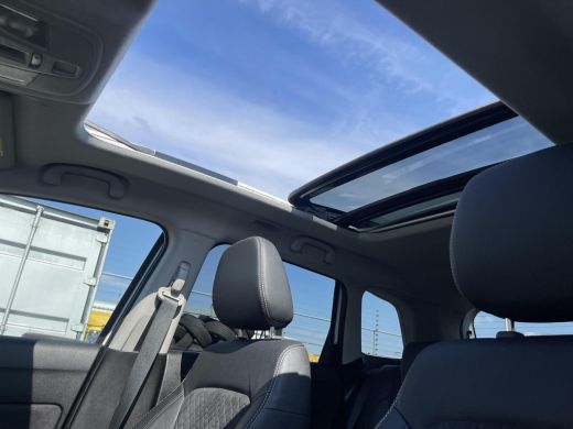 Suzuki Vitara 1.5 Hybrid Style AllGrip Automaat | AllGrip | Navigatiesysteem | Parkeersensoren vóór- en achter ... ActivLease financial lease