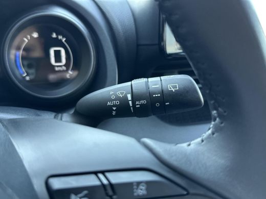 Toyota Yaris 1.5 Hybrid Dynamic | Apple CarPlay/Android auto | Achteruitrijcamera | Stoelverwarming ActivLease financial lease