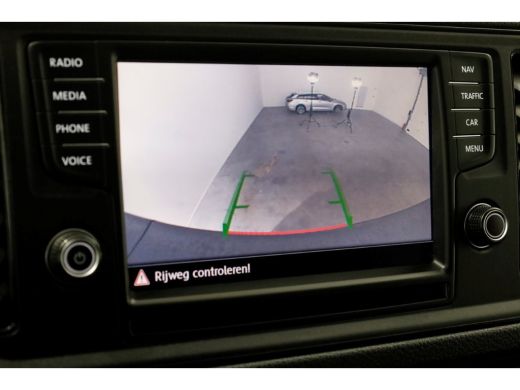 Volkswagen Crafter 35 2.0 TDI 140pk L3H3 (L2H2) Highline ACC/Camera Laadklep 500kg 05-2020 ActivLease financial lease