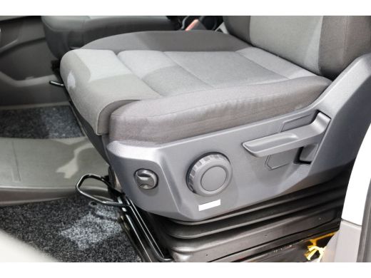 Volkswagen Crafter 35 2.0 TDI 140pk L3H3 (L2H2) Highline ACC/Camera Laadklep 500kg 05-2020 ActivLease financial lease