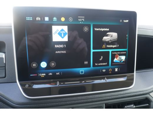 Volkswagen Crafter 35 2.0 TDI L3H3 Highline 35 2.0 TDI L3H3 177 PK Aut. Highline, App connect, Cruise control, Alarm ActivLease financial lease