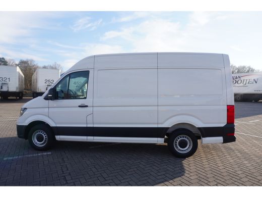 Volkswagen Crafter 35 2.0 TDI L3H3 Highline 35 2.0 TDI L3H3 177 PK Aut. Highline, App connect, Cruise control, Alarm ActivLease financial lease