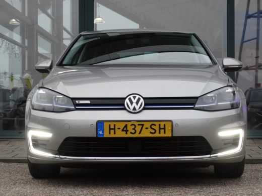 Volkswagen e-Golf E-DITION | Cruise Controle | Navigatie | Achteruitrijcamera | Apple Carplay/Android Auto | ActivLease financial lease