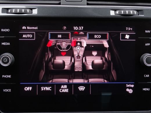 Volkswagen e-Golf E-DITION | Cruise Controle | Navigatie | Achteruitrijcamera | Apple Carplay/Android Auto | ActivLease financial lease